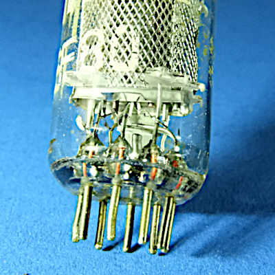 EF80_Schirm